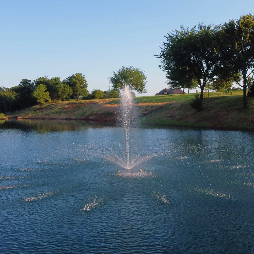 Pond Select Classic Series 1 HP Pond Fountain with 5 Spray Patterns
