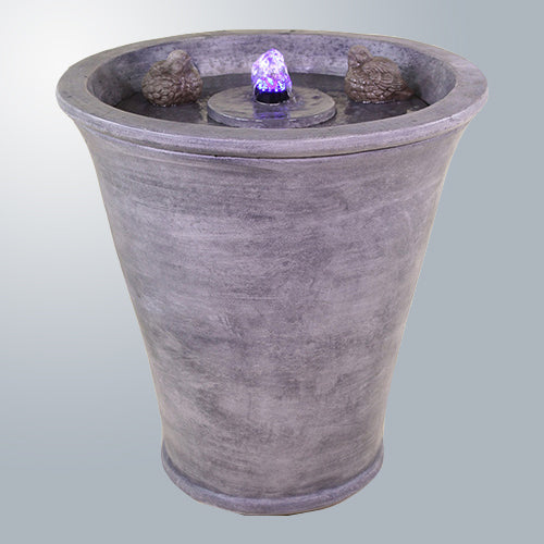 Lisse Bird Fountain with water flowing