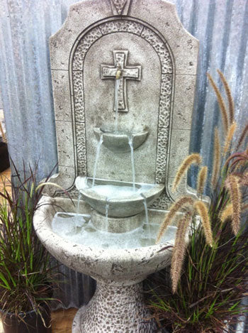 Santa Cruz Wall Fountain with water flowing