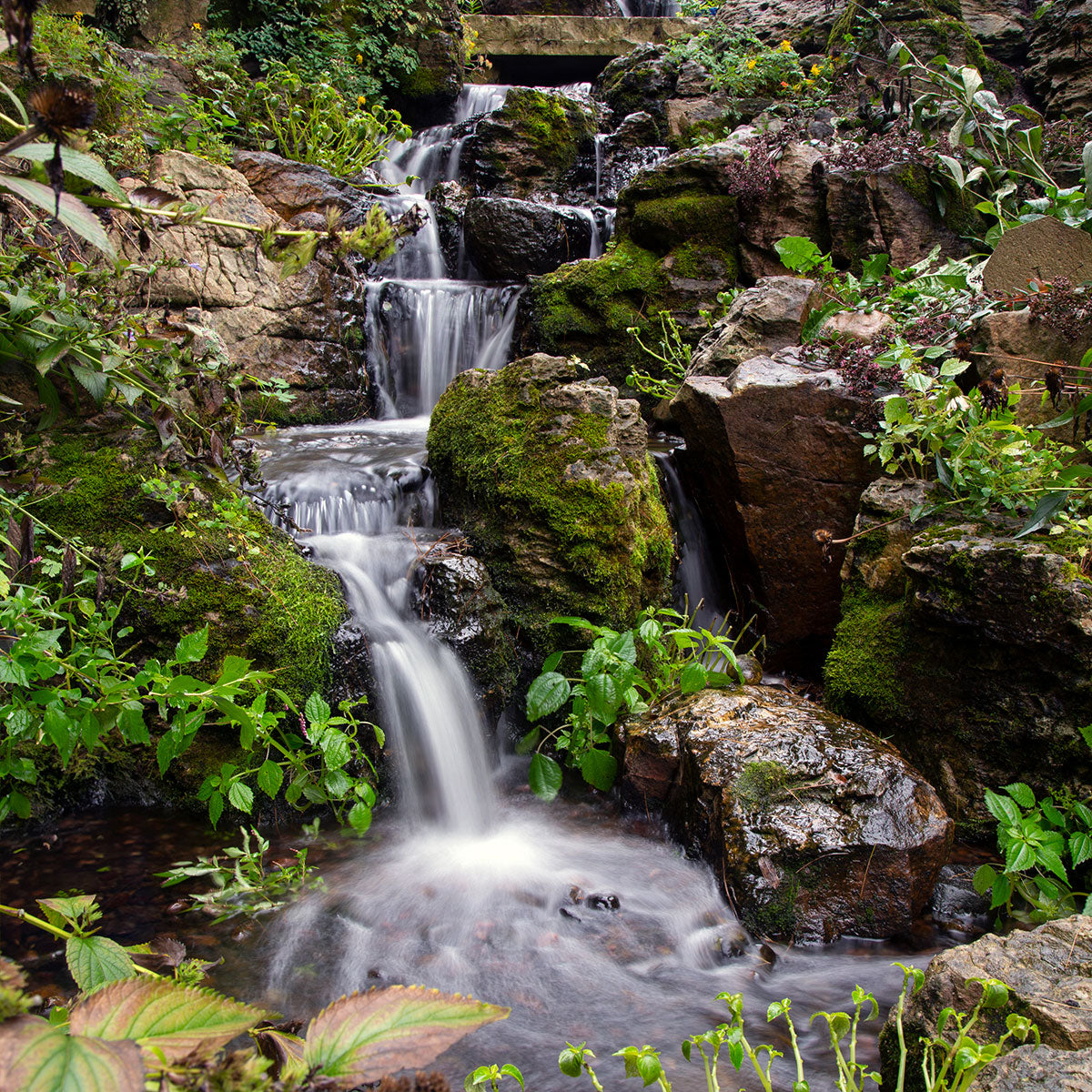 Large Pondless Waterfall Kit with 26 foot Stream