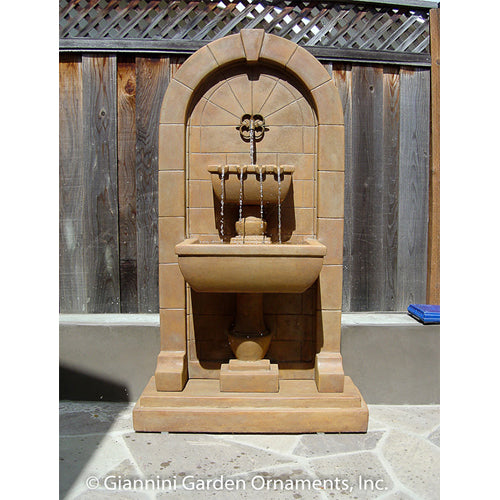 Monterosso Wall Fountain with water flowing