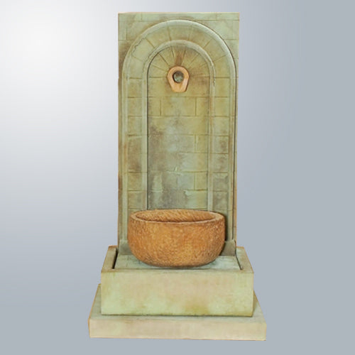 Mortaio Wall Fountain with water flowing