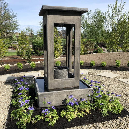 Smooth Center Rain Outdoor Fountain with Column and Square Basin