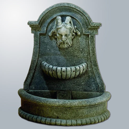 Tauro Wall Outdoor Fountain with water flowing