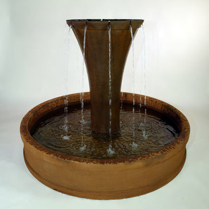 Trome Round Pond Fountain with water spraying