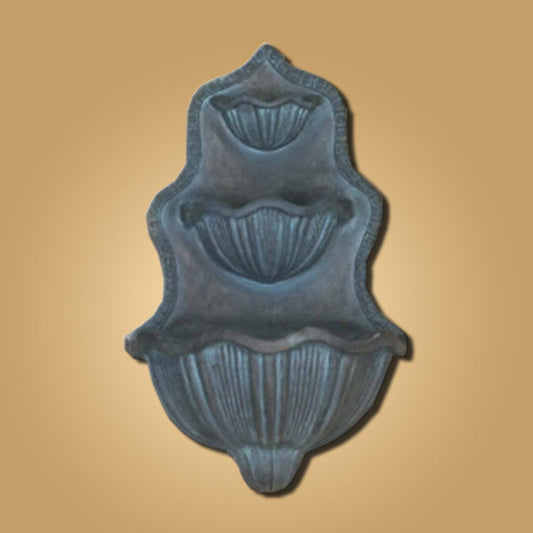Vicentina Wall Fountain with water flowing
